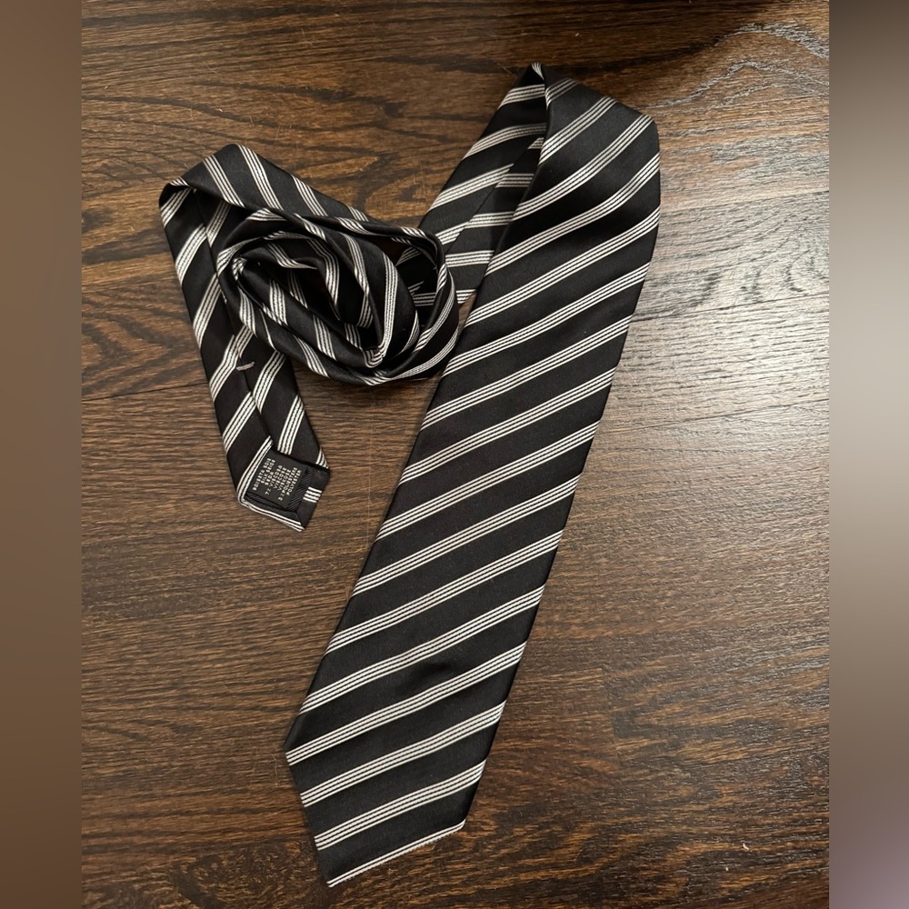Zegna Men’s Black & White Tie
